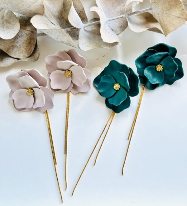 Trinity Flower Dangle-Stud in Serpentine - Image 2